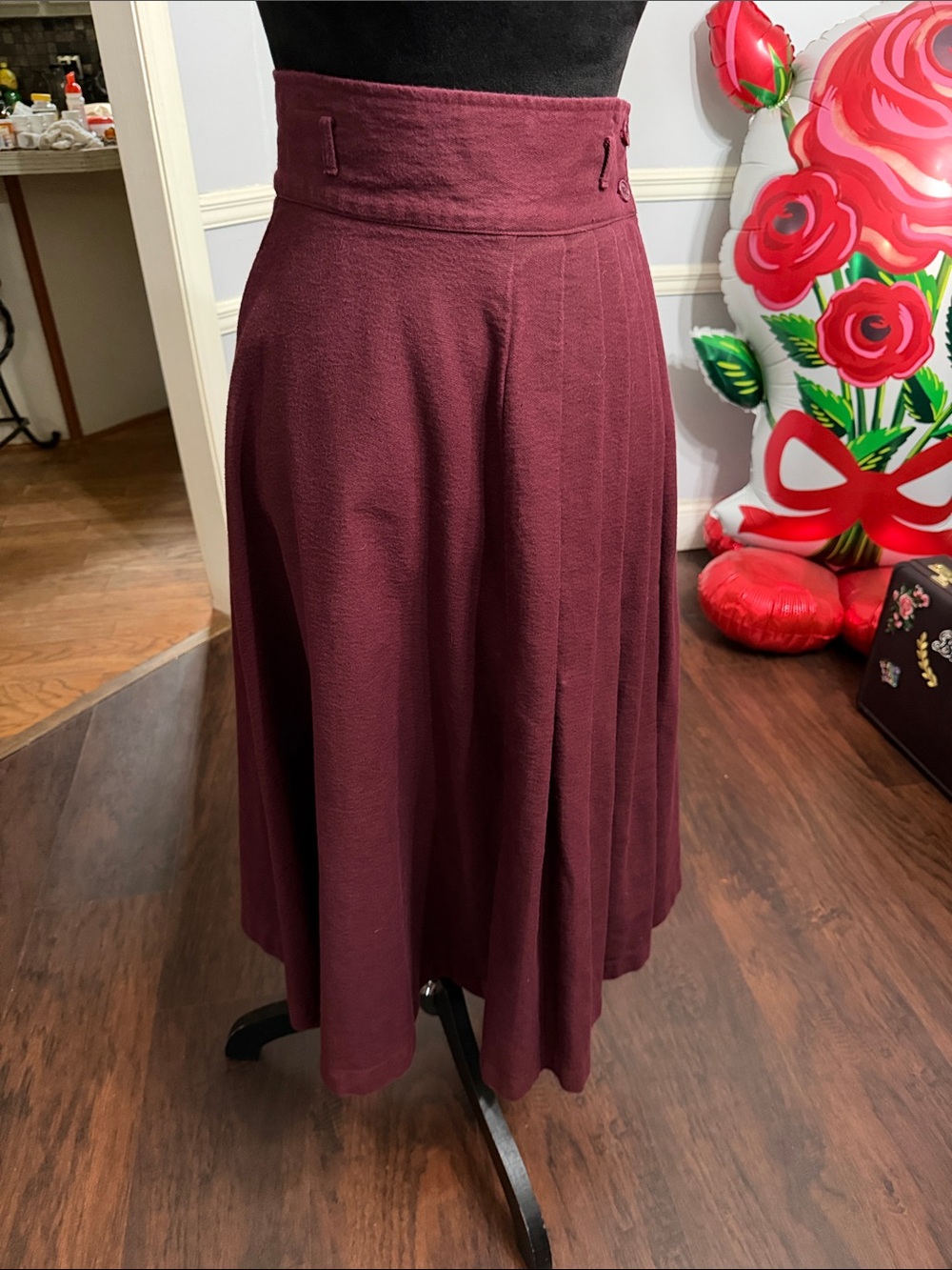 High-Waist Wine Midi Skirt with Subtle Pleats